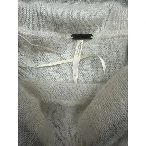 Free People Women's Alpaca Blend Sweater Gray Ivory Pullover Cowl Neck Medium - Picture 2 of 6